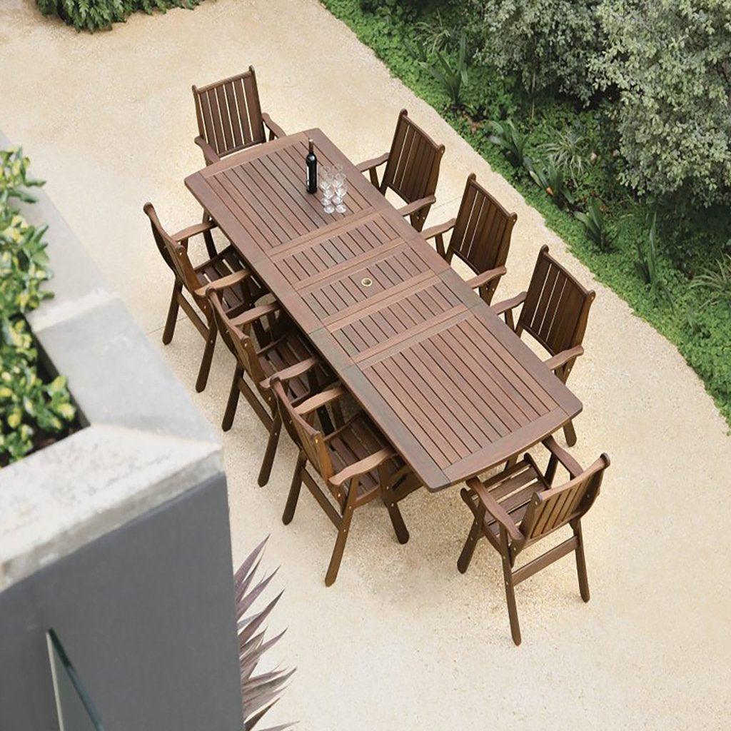 Crafted to perfection, this arm chair boasts a beautifully designed 26x24 seat, comfortably supportive 17 back, and an impressively tall 36 inch frame. Enjoy the impeccable craftsmanship and elegant design every time you take a seat.