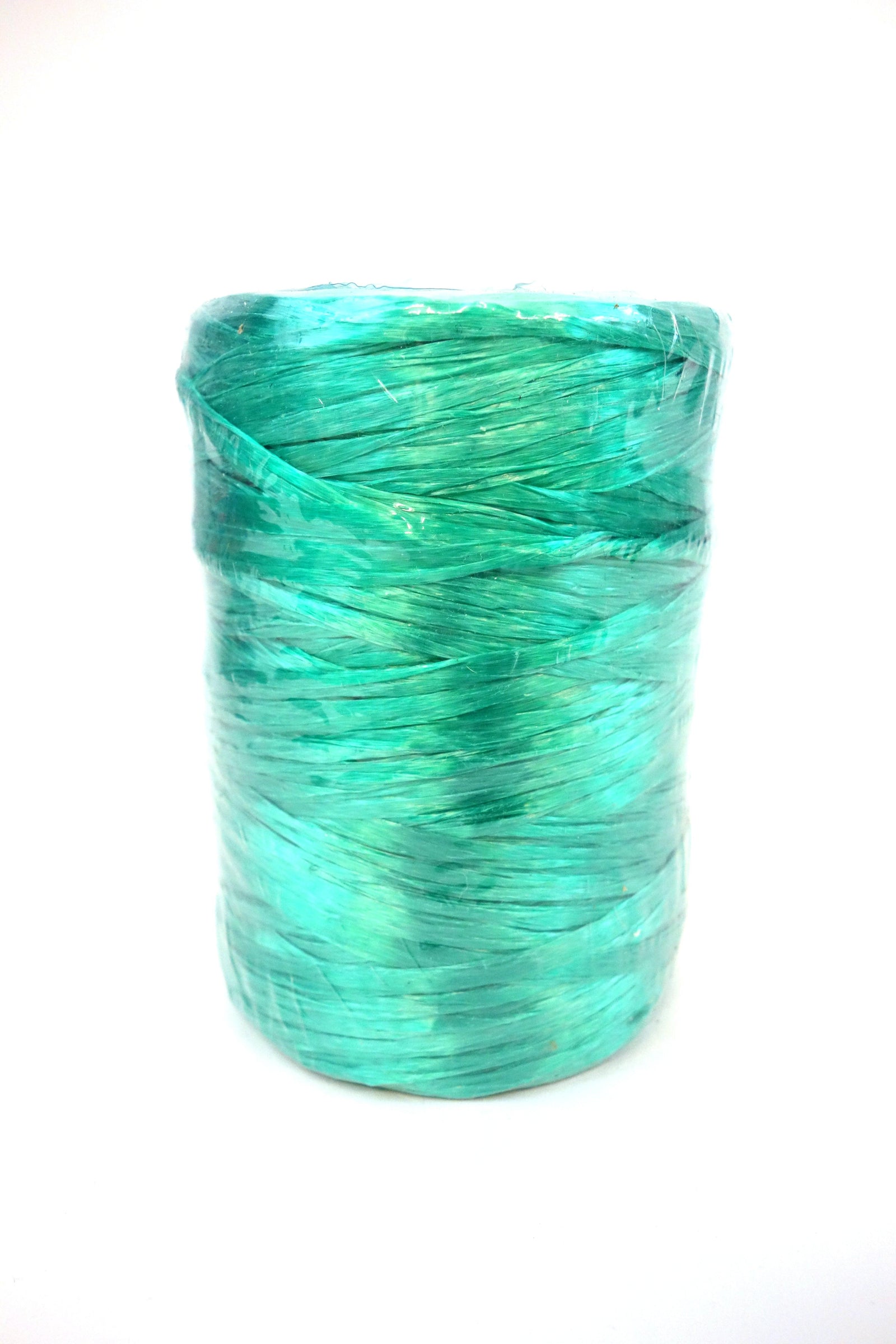 Keep your garden organized and looking impeccable with Parkwood® Flat Green Twine.