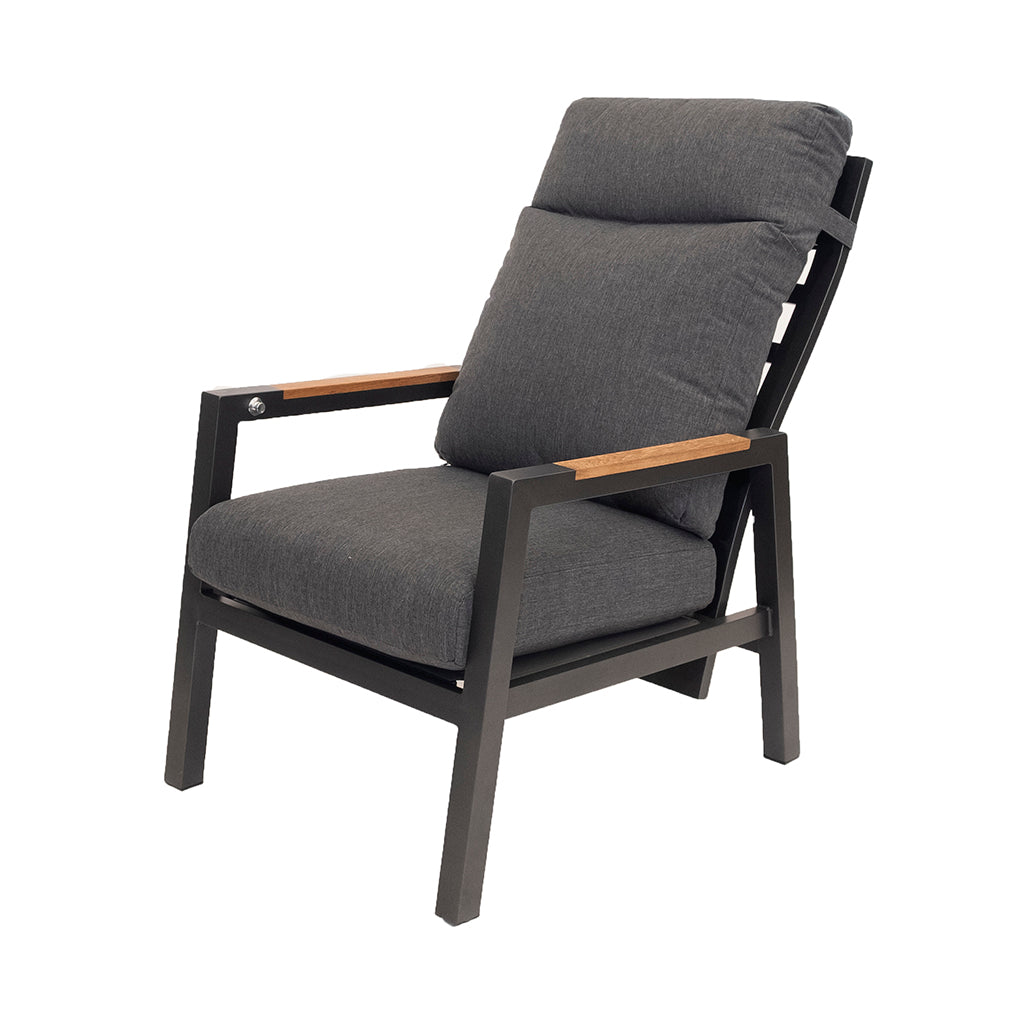 Unwind in style with this cozy and chic 5 piece furniture set. Bring a touch of luxury and functionality to your outdoor space.