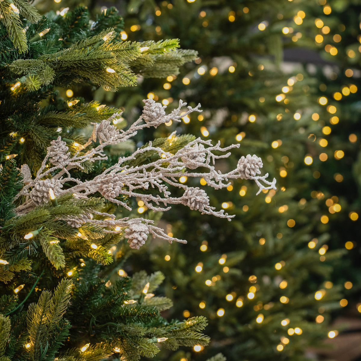 Pine Cone Spray White 34"