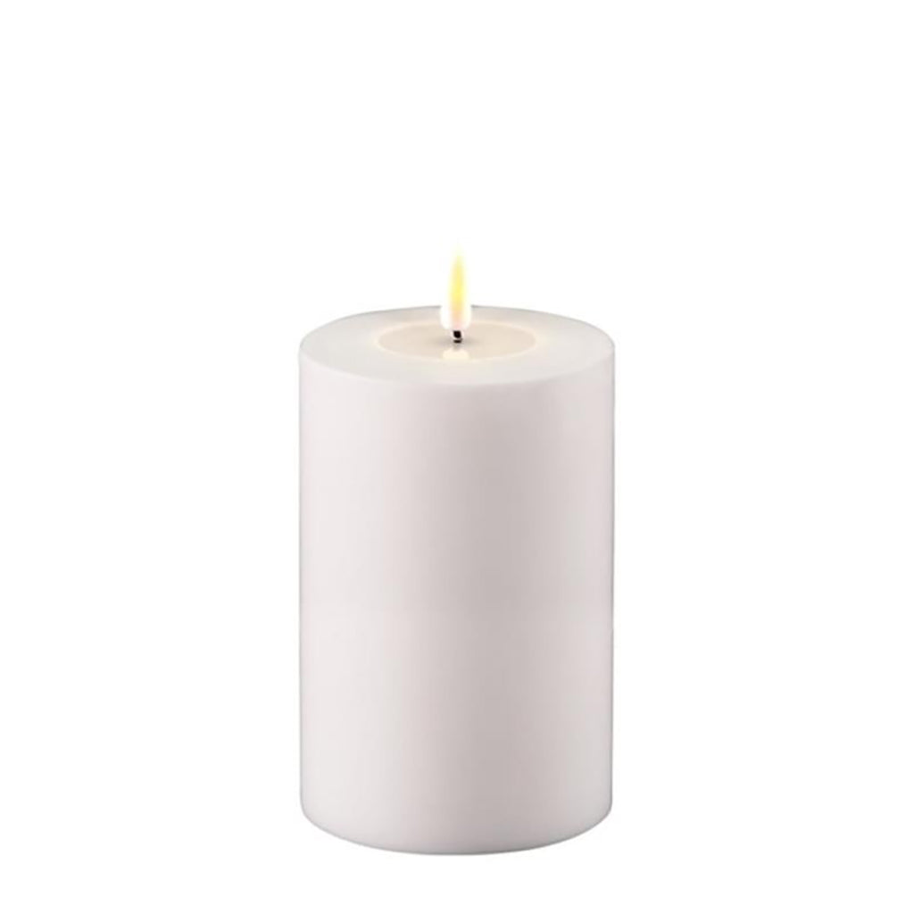 Outdoor Real Flame LED Candle 3x6in White