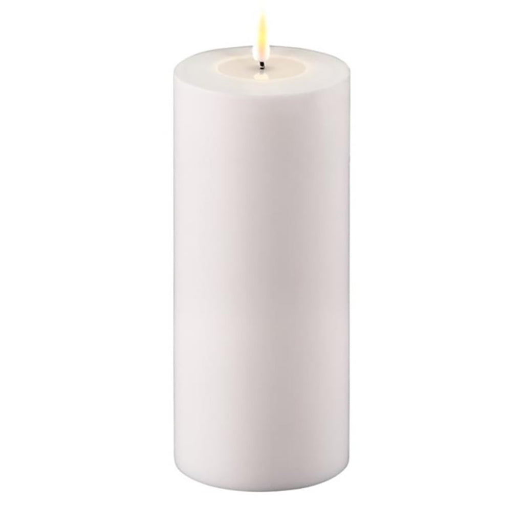 Outdoor Real Flame LED Candle 3x8in White