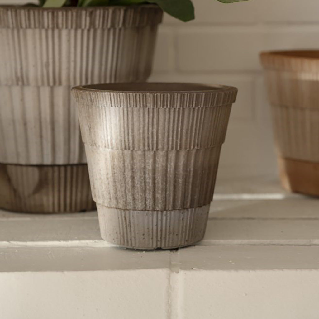 Berg's Atlas Raw Pot &amp; Saucer 8.3 Grey