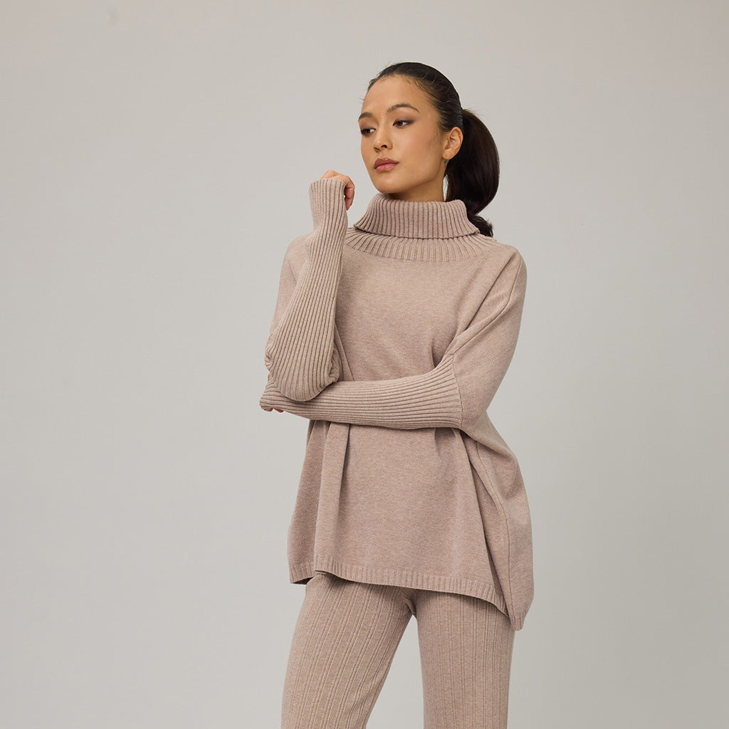 Oversized Turtleneck Knit Sweater Walnut