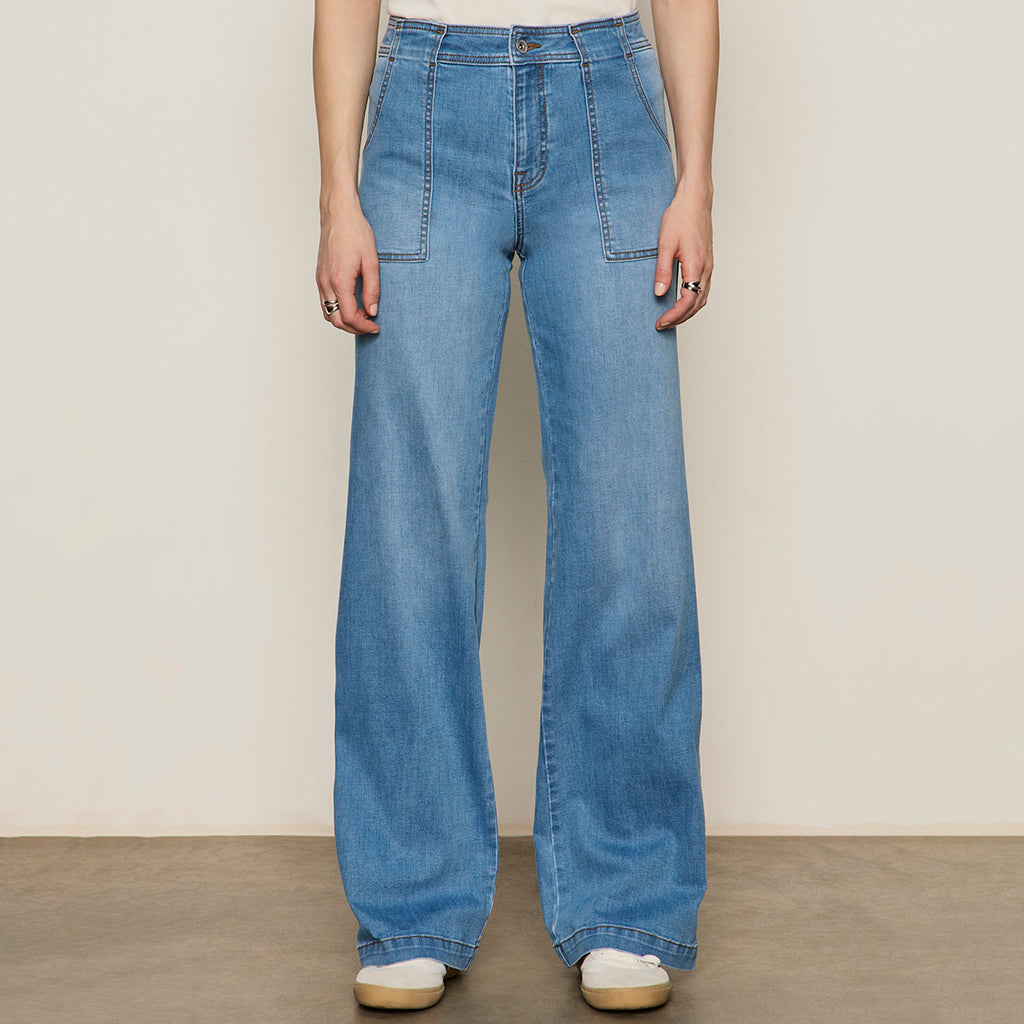 Sculpted Insider Wide Leg Pant Keep Up