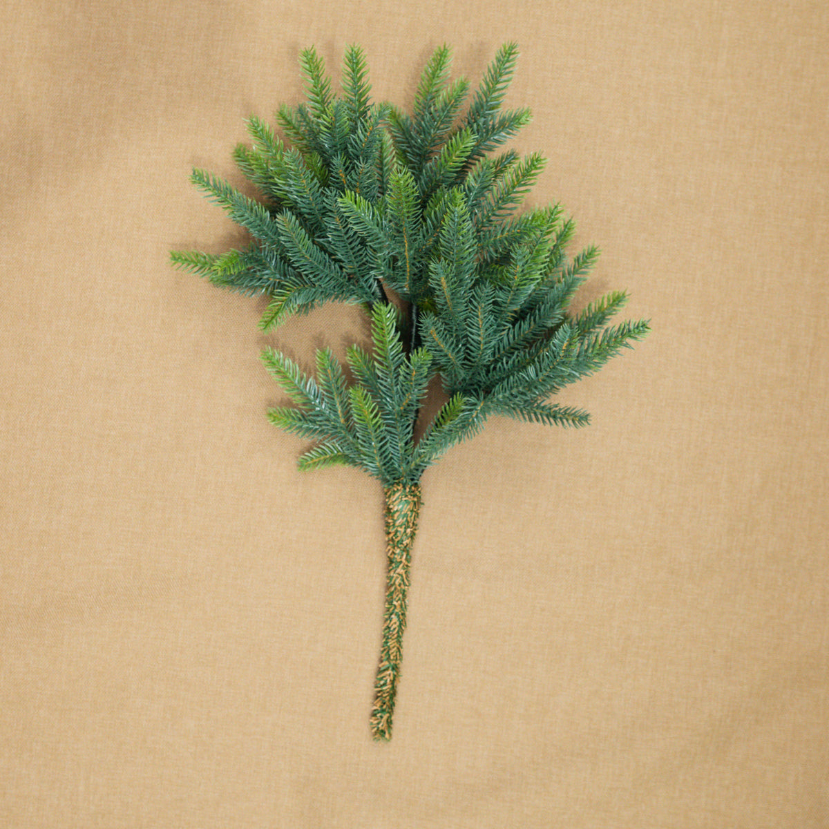 Catskill Pine Spray 21"