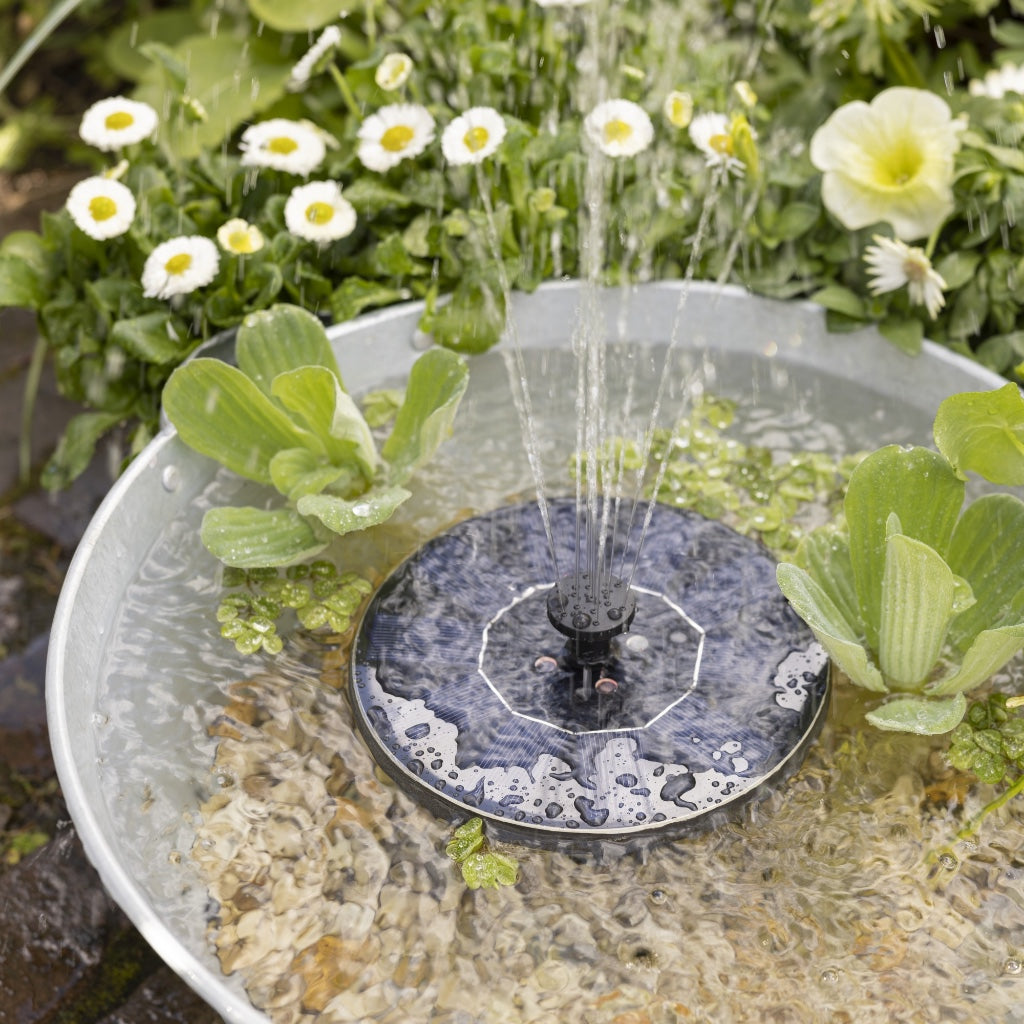 Outdoor Solar Day/Night Light Fountain