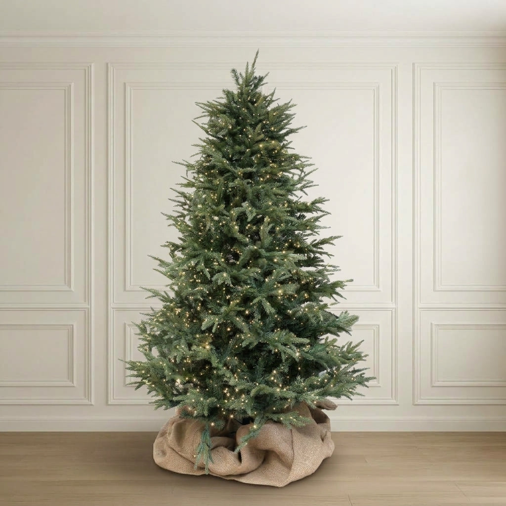 Highland Pre-Lit Full Tree 9Ft