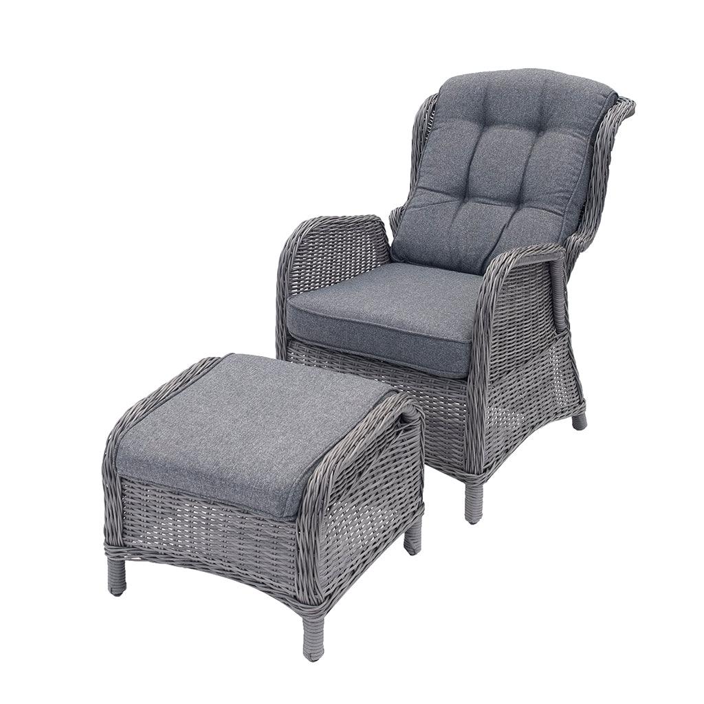 This exquisite chat set includes two reclining chairs, two ottomans, and one side table, all with a stunning aluminum frame and resin wicker in Anthracite and Dark Grey cushions. The chairs measure 34.6in x 24.8in x 40.5in, the footstools are 20in x 19.6in x 14.6in, and the table is 19.6in x 21.6in.