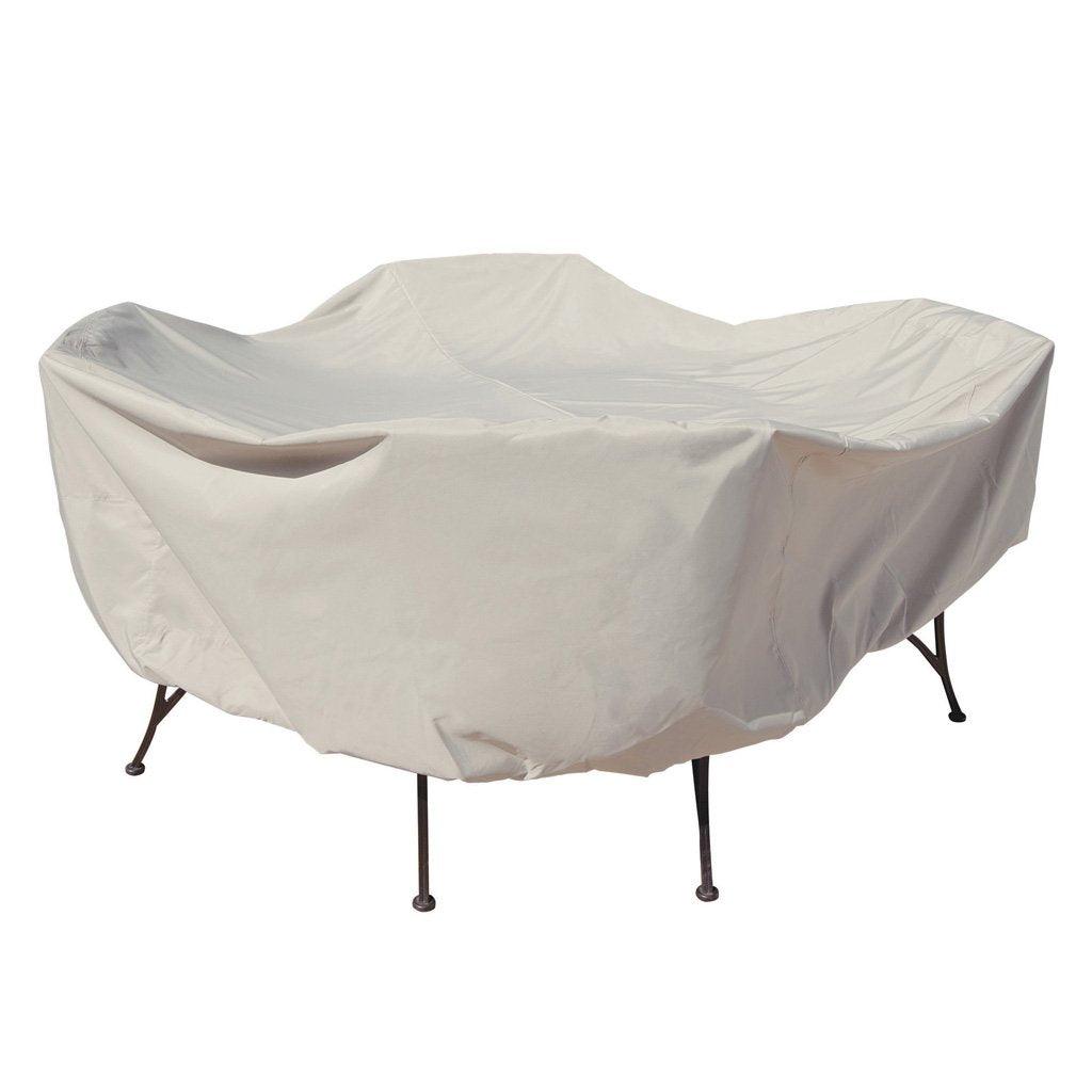 Measuring 84in x 36in, this cover was designed to protect your outdooring dining space year after year.