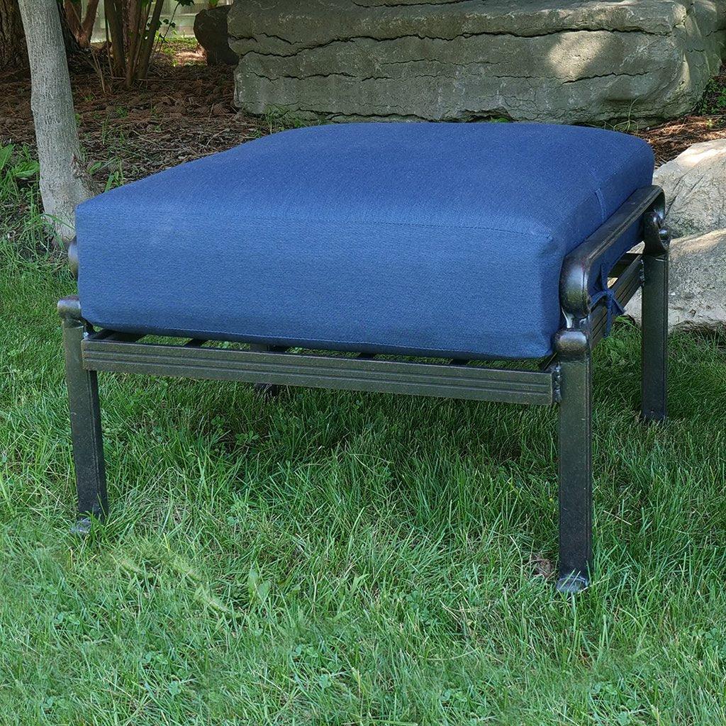 With an aluminum black finished frame and a contrasting custom-made Indigo cushion, this ottoman is a beautiful addition to the Biscayne Club Swivel Rocker. A sturdy design provides support year after year. 