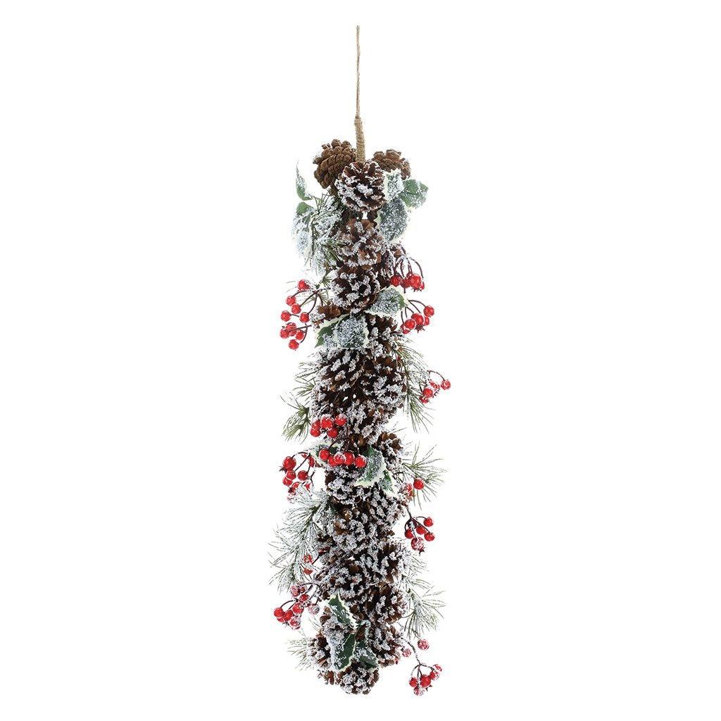 This garland captures the beauty of the outdoors with its natural aesthetic, showcasing snow-dusted pine branches and delicate berries that evoke the magic of winter. Whether draped over a mantel, wrapped around a staircase, or used as a centerpiece, it adds a delightful and whimsical charm to your home.