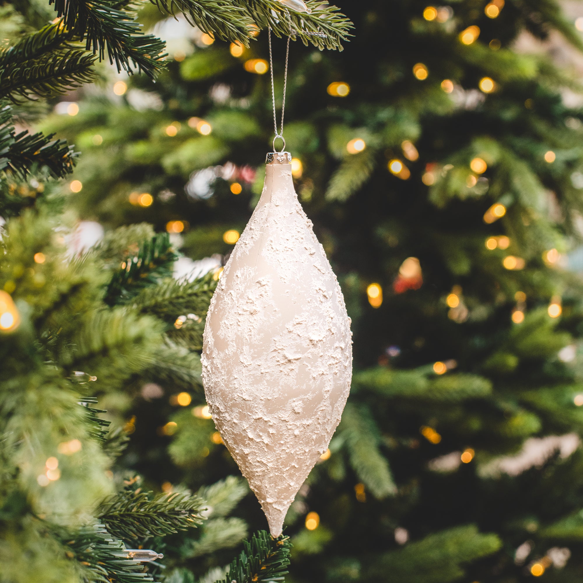 Textured Finial Ornament 7in Ivory